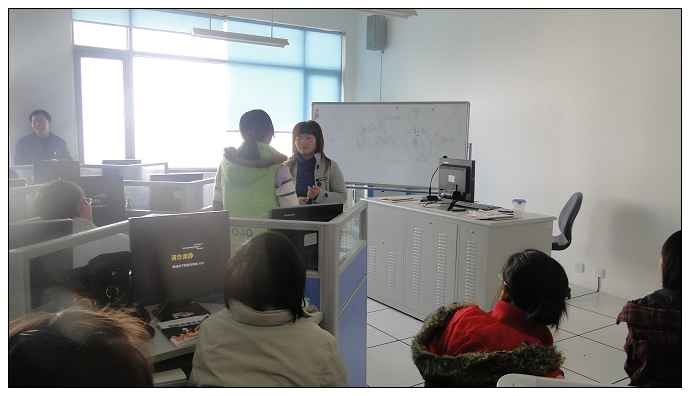 集裝箱公司（sī）我司走進大學校園，幫助學生成（chéng）長（二）