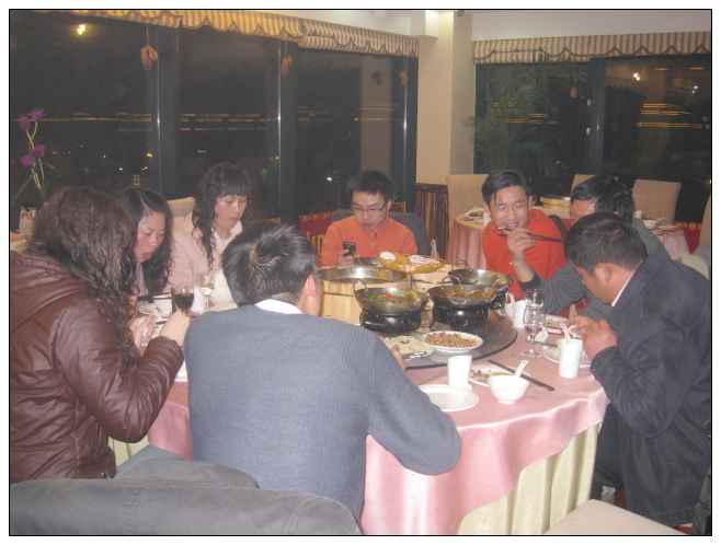 彩鋼板公司齊聚柴火（huǒ）酒樓共慶元宵佳節