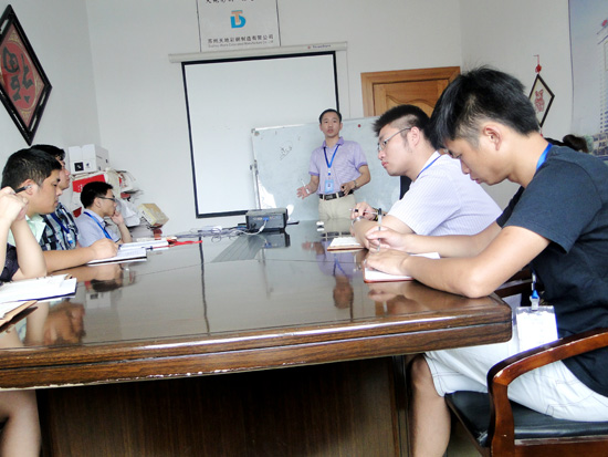 普（pǔ）通職員品德迎來客戶讚譽