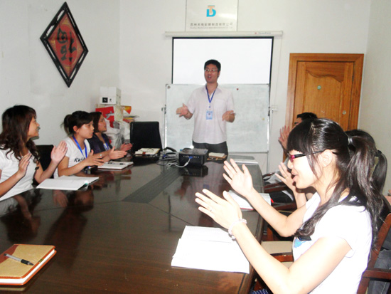 公司（sī）讓在（zài）校大（dà）學生實現機會和物質雙贏（yíng）