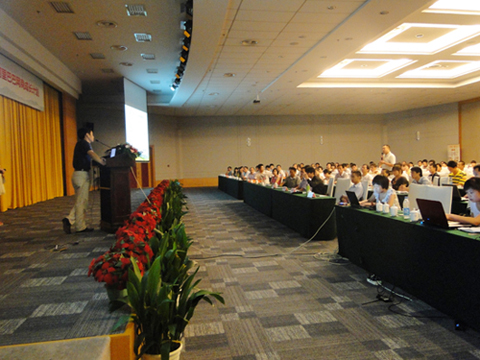 俞總參（cān）加阿裏巴巴網商成長大會，分享網絡（luò）營銷經驗