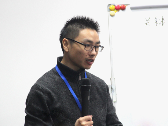 集裝箱房公司的朱總回（huí）顧高管會議主要內容