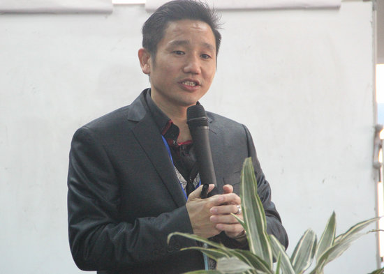 俞（yú）總指出團隊成員應相互交給