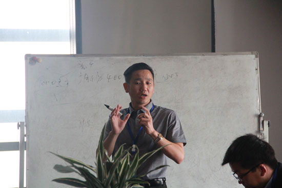 俞總強調高效溝通的重要性