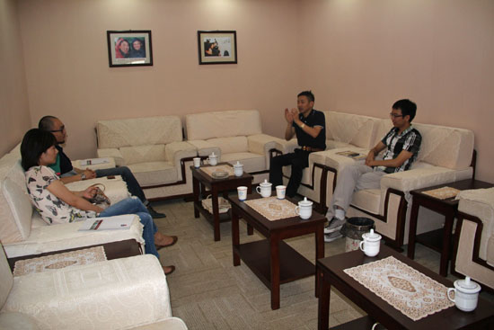 俞（yú）總向大家介紹丝瓜视频官网彩（cǎi）鋼營銷模式