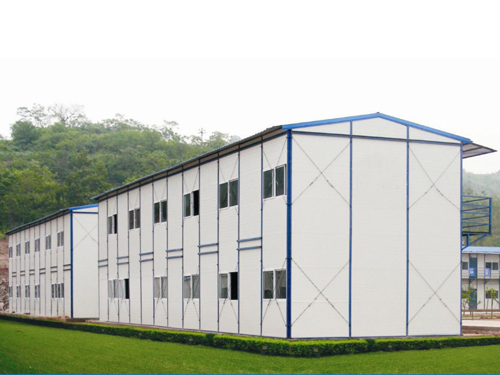 建築工（gōng）地的工人們需要怎樣的活（huó）動板房（fáng）（上）