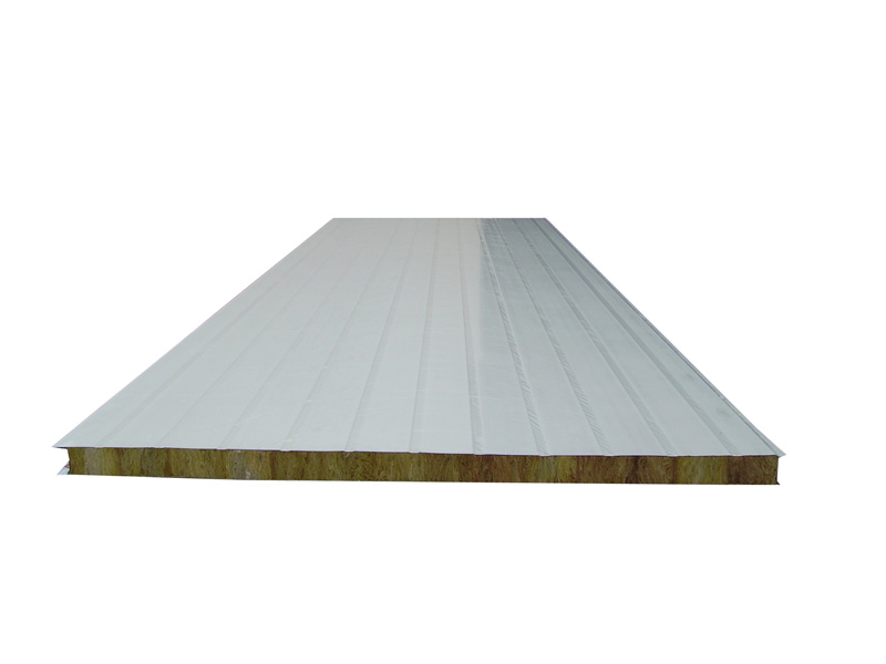 夾芯彩(cǎi)鋼(gāng)板廠家忠(zhōng)告——生命(mìng)無價莫貪便宜