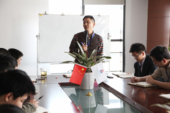 住人集裝（zhuāng）箱（xiāng）公司的俞總講述細節的重要性