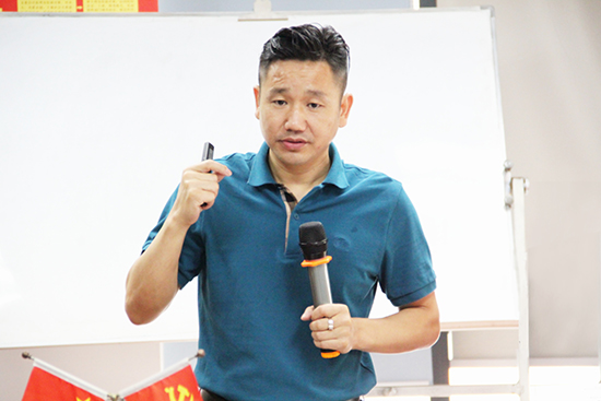 俞總總結何（hé）為慷慨地付出