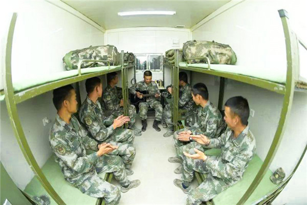 集（jí）裝箱營房