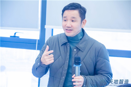 集裝（zhuāng）箱換電站