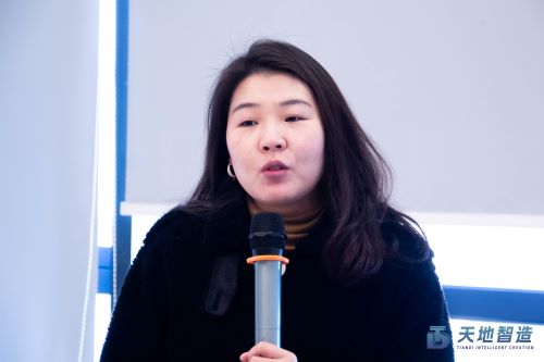 集（jí）裝箱換電站